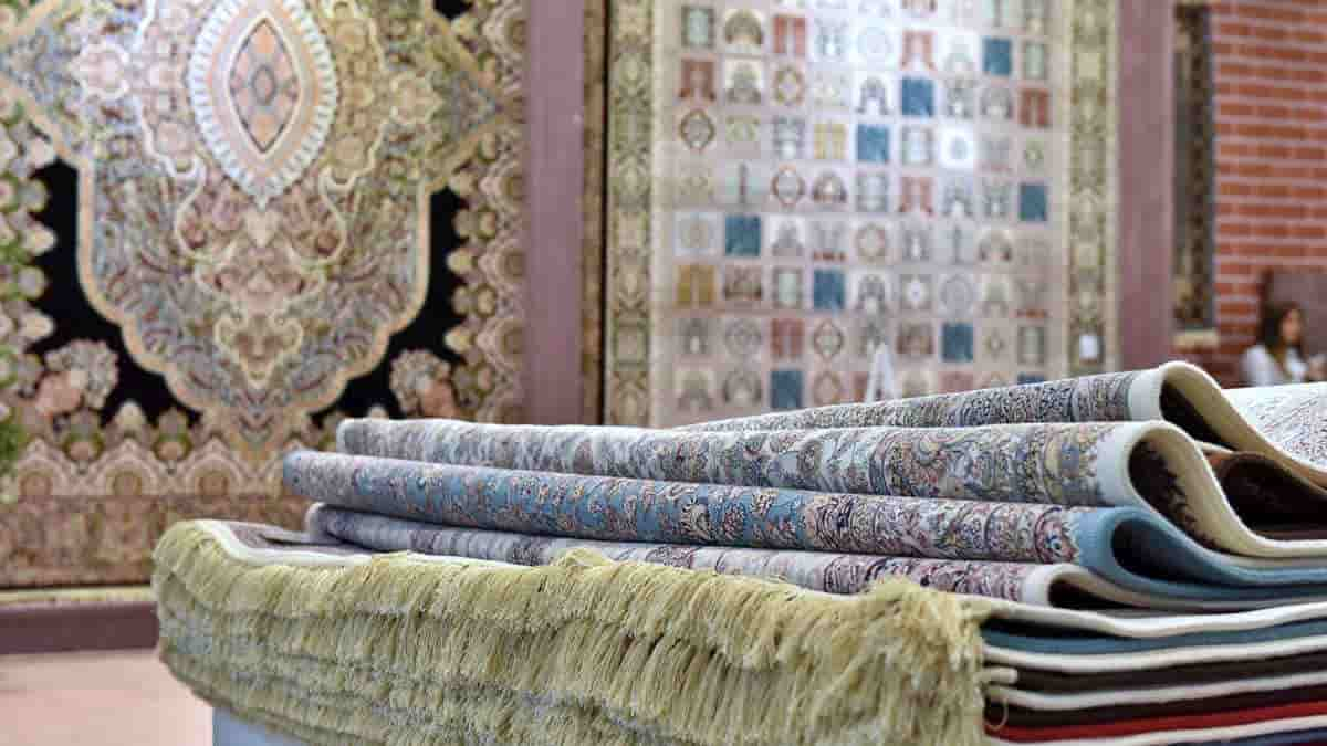  Purchase and Price of Types of Machine Carpets Types 