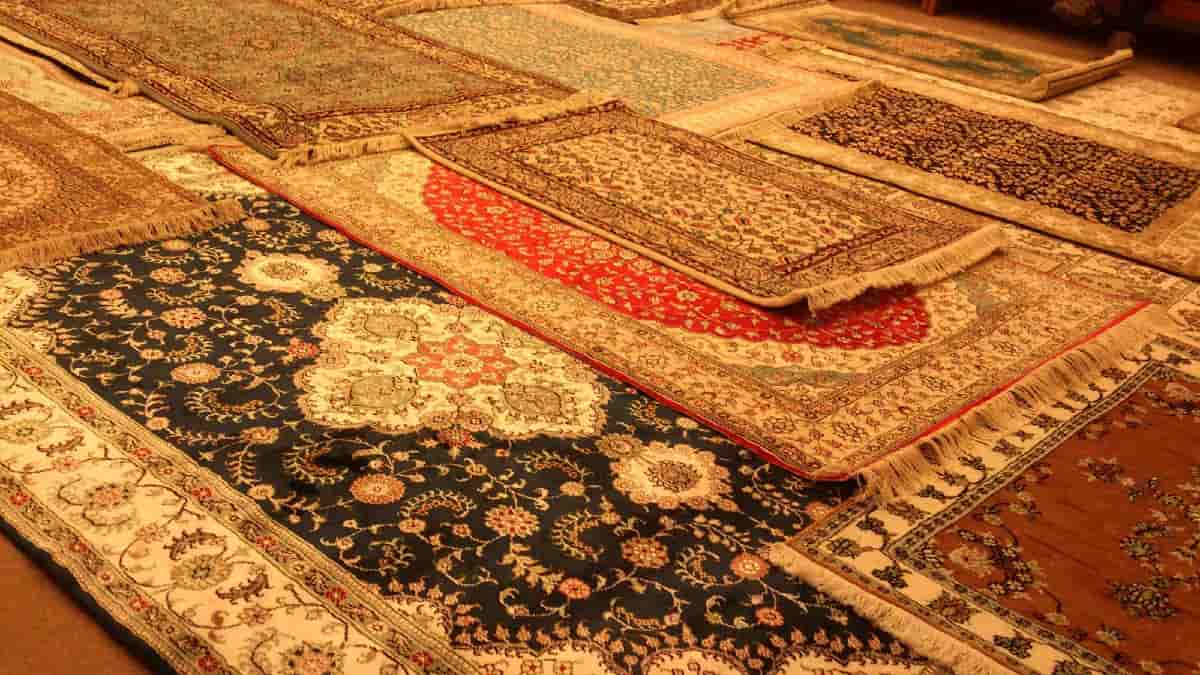  Purchase and Price of Types of Machine Carpets Types 